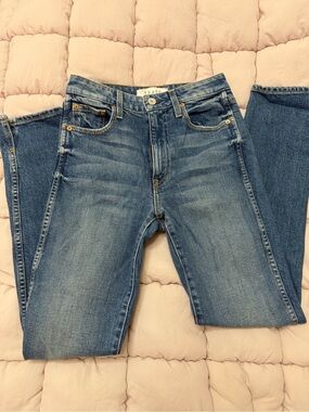 TRAVE Women's Light Blue Cropped Straight Jeans